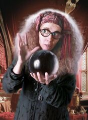 Crystal Gazing Harry Potter Wiki Crystal Gazing Harry Potter Wiki