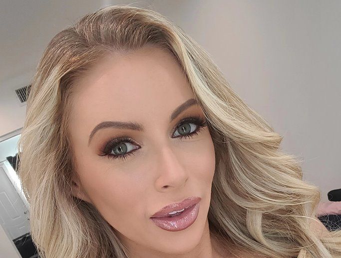 Danielle Renae Biography Wiki Age Height Career Photos More Danielle Renae Biography Wiki Age Height Career Photos More