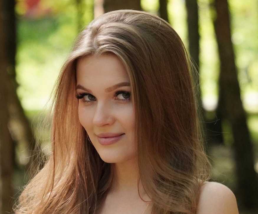 Ellie Moore Fitness Model Biography Age Net Worth More Talent Ellie Moore Fitness Model Biography Age Net Worth More Talent