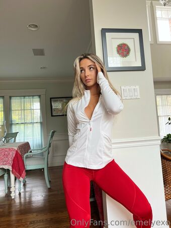 Emelye Ender Emelyelikeslemonade Emiiixox Nude Onlyfans Leaks Emelye Ender Emelyelikeslemonade Emiiixox Nude Onlyfans Leaks