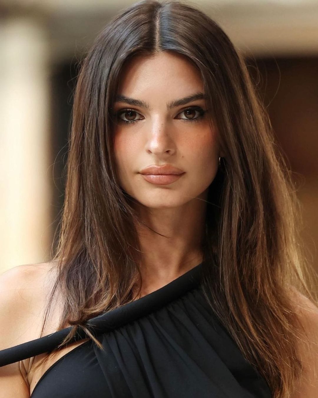 Emily Ratajkowski Biography Height Life Story Super Stars Bio Emily Ratajkowski Biography Height Life Story Super Stars Bio