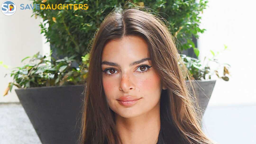 Emily Ratajkowski Model Wiki Bio Age Height Weight Emily Ratajkowski Emily Ratajkowski Model Wiki Bio Age Height Weight Emily Ratajkowski