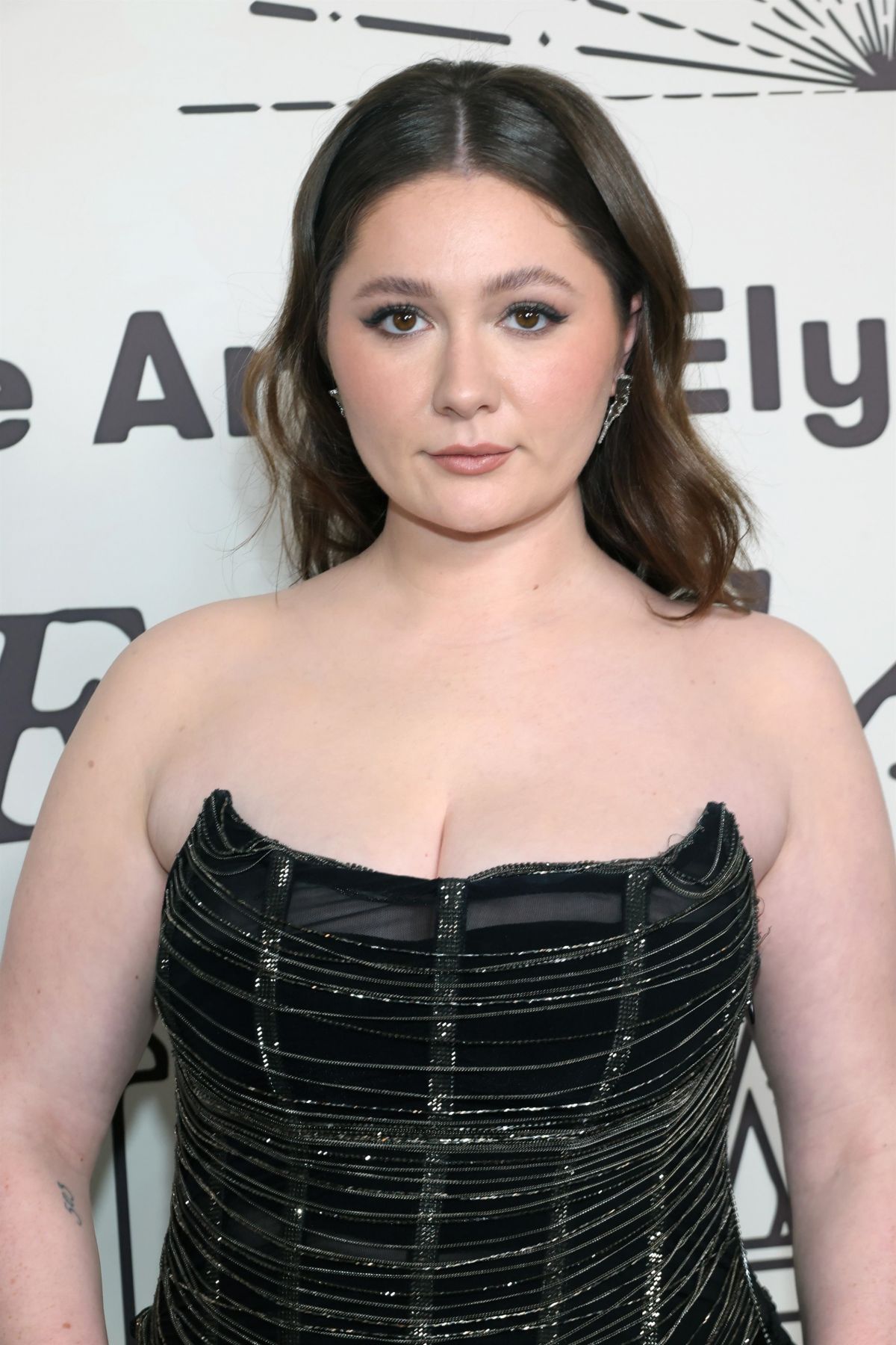 Emma Kenney At Art Of Elysium S 2024 Heaven Gala In Los Angeles 01 06 Emma Kenney At Art Of Elysium S 2024 Heaven Gala In Los Angeles 01 06