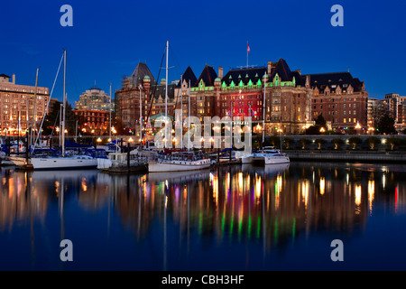 Fairmont Empress Hotel Lit Up With Christmas Lights Victoria British Fairmont Empress Hotel Lit Up With Christmas Lights Victoria British
