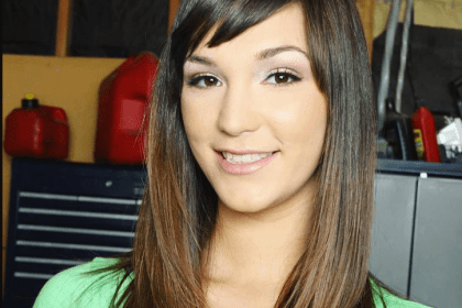 Holly Michaels Biography Age Bio Wiki Husband Family Holly Michaels Biography Age Bio Wiki Husband Family