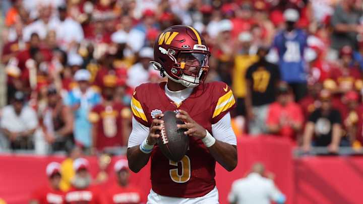 Jayden Daniels Sparks Commanders First Td With 74 Yard Drive Jayden Daniels Sparks Commanders First Td With 74 Yard Drive