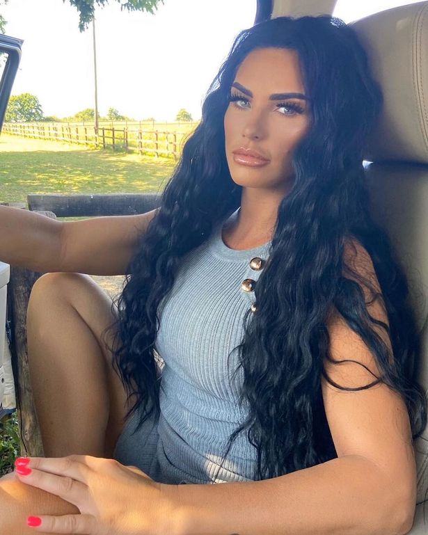 Katie Price Flaunts Her Amp 39 Biggest Boobs Ever Amp 39 In A Tiny Graphic Printed Bikini In Thailan Daily