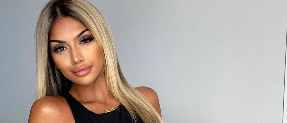 Les Cinquante Kayla Kula A Particip Au Concours De Miss Belgique 2020 Les Cinquante Kayla Kula A Particip Au Concours De Miss Belgique 2020