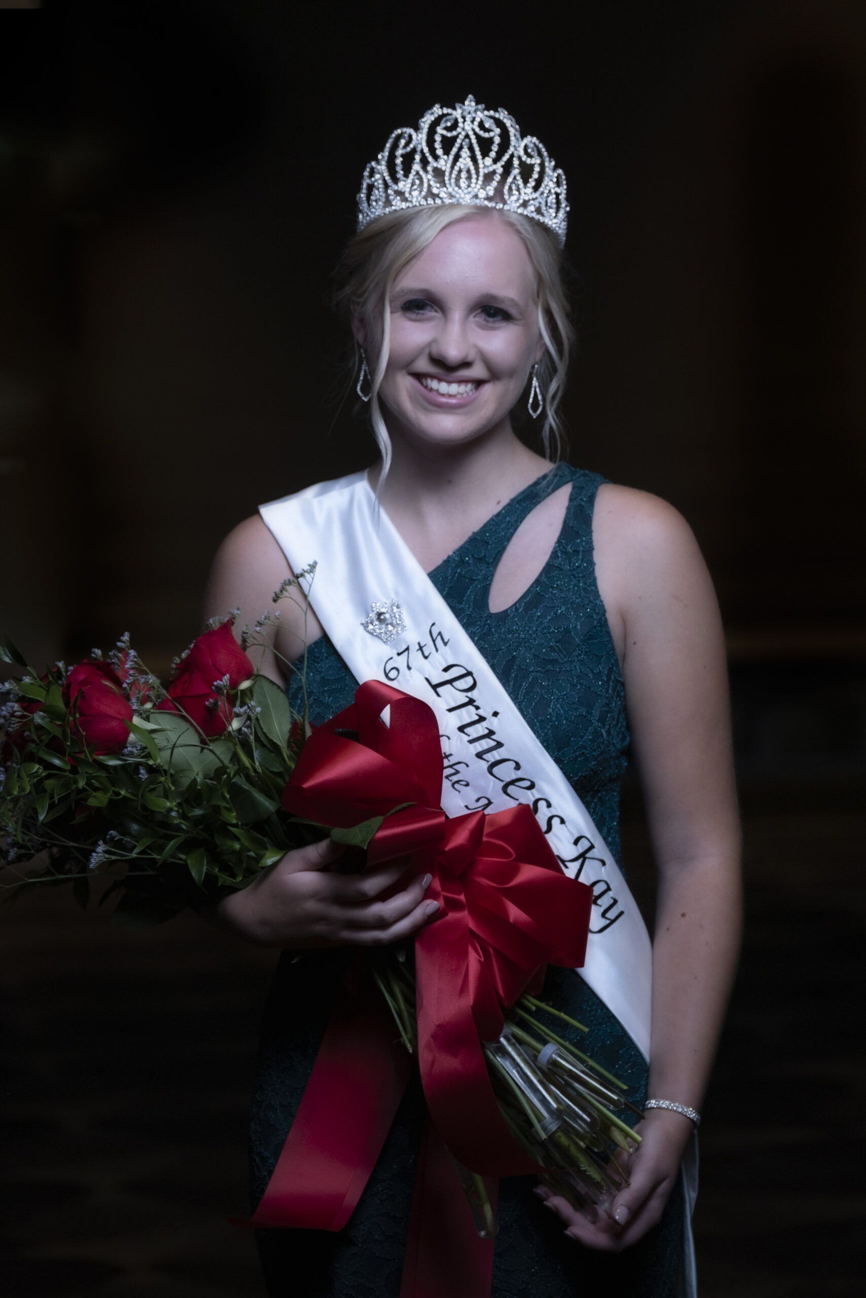 Minnesota Crowns 70Th Princess Kay Of The Milky Way Midwest Dairy Minnesota Crowns 70Th Princess Kay Of The Milky Way Midwest Dairy