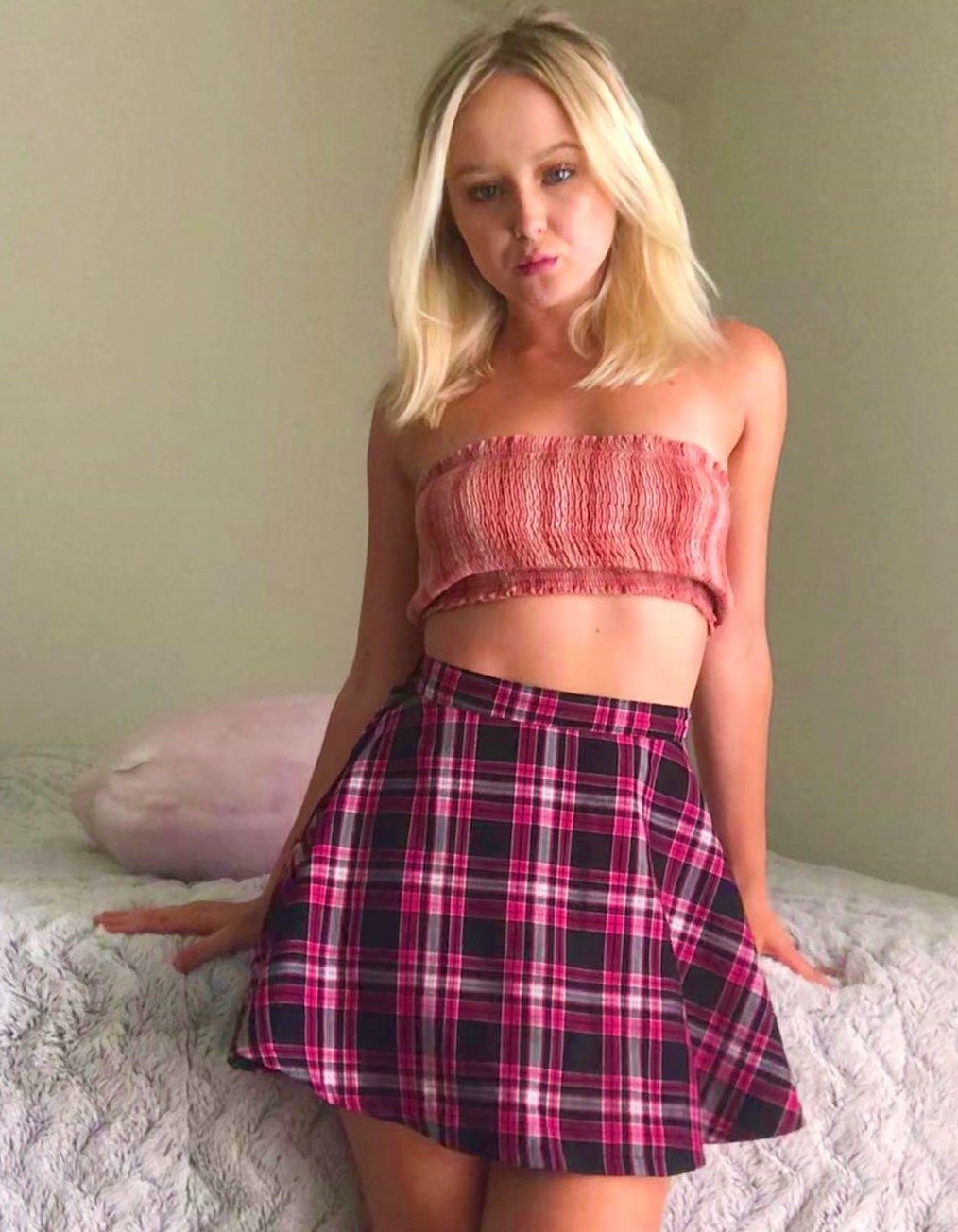 Natalia Queen Biography Natalia Queen Wikipedia Natalia Queen Biography Natalia Queen Wikipedia