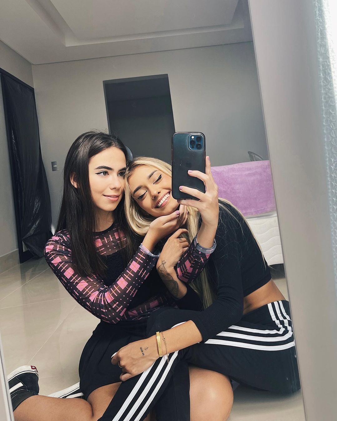 Nina Baiocchi On Instagram Oficial Passe Para O Lado Para Nina Baiocchi On Instagram Oficial Passe Para O Lado Para