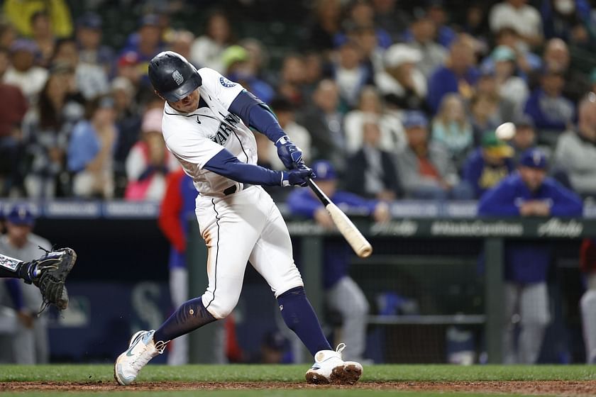 Seattle Mariners Fans React To Team Agreeing To Three Year Extension Seattle Mariners Fans React To Team Agreeing To Three Year Extension