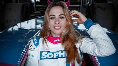 Sophia Fl Rsch Was Macht Fl Rsch 2023 Auto Bild Sophia Fl Rsch Was Macht Fl Rsch 2023 Auto Bild