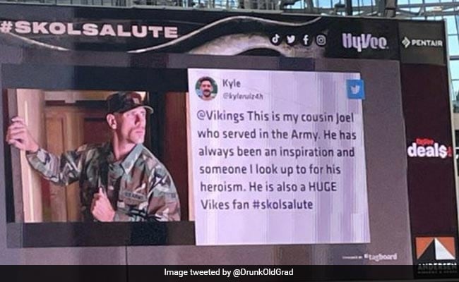 Viral Photo Us Football Team Posts Pic Of Pornstar Johnny Sins During Viral Photo Us Football Team Posts Pic Of Pornstar Johnny Sins During