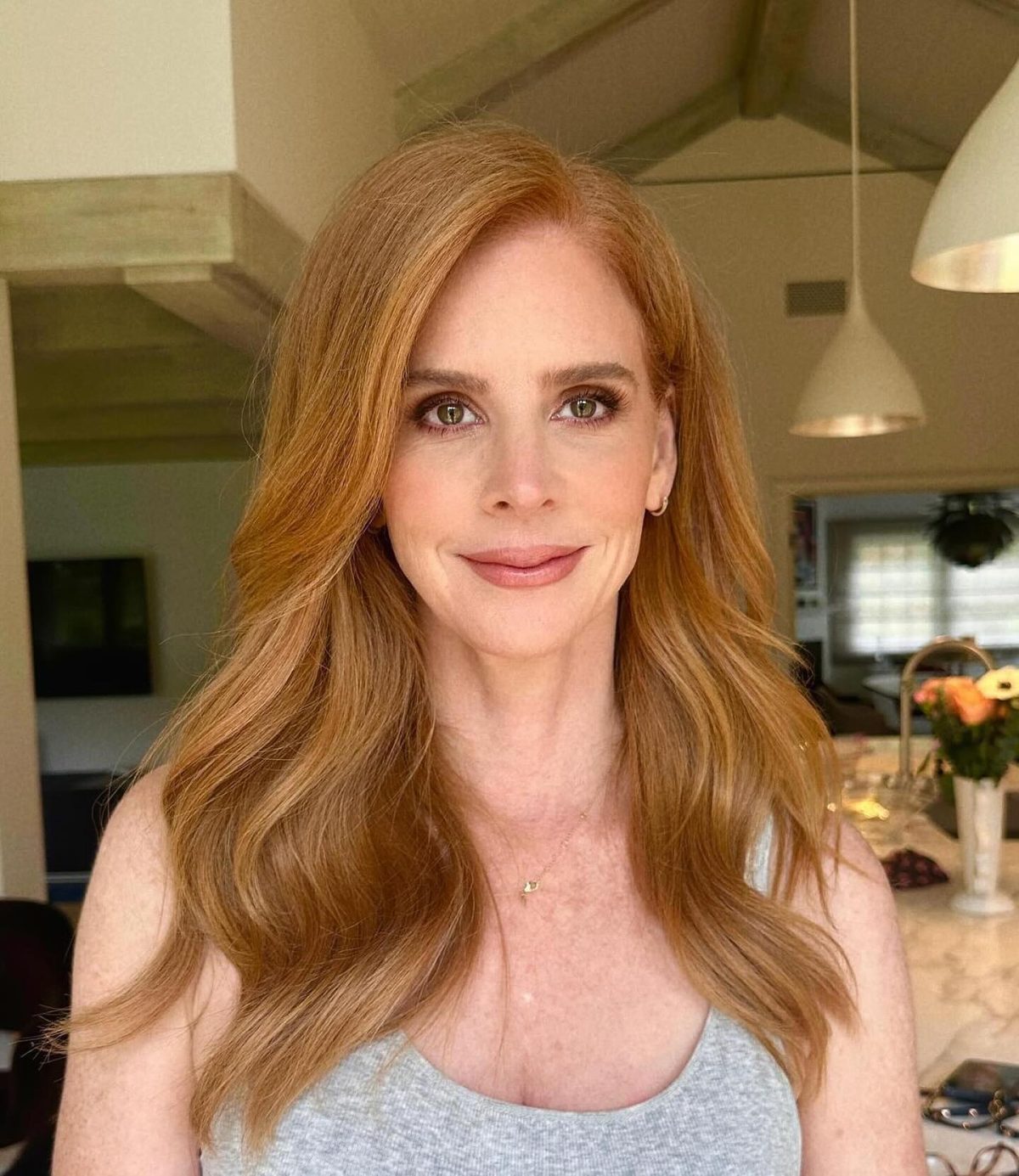 What Is Sarah Rafferty Height Find Out Here The Biography World What Is Sarah Rafferty Height Find Out Here The Biography World