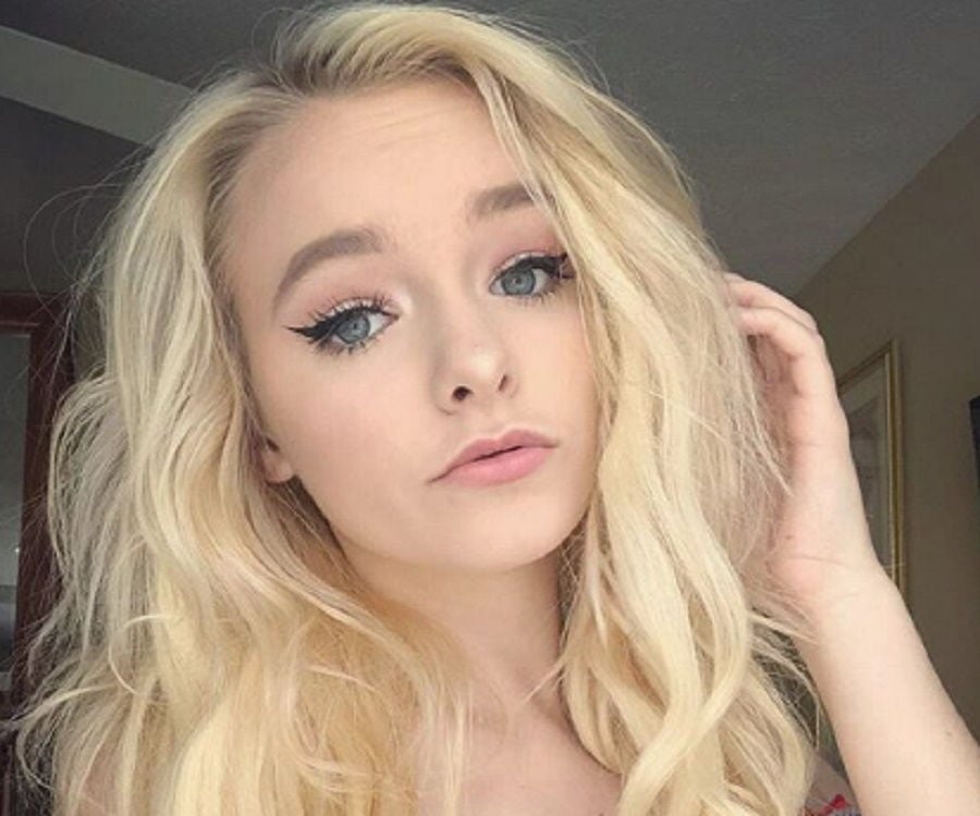 Zoe Bloom Wiki Biography Net Worth Age Boyfriend And Weight Zoe Bloom Wiki Biography Net Worth Age Boyfriend And Weight